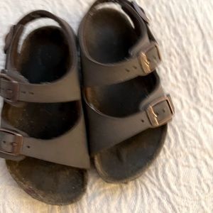 Toddler birks
